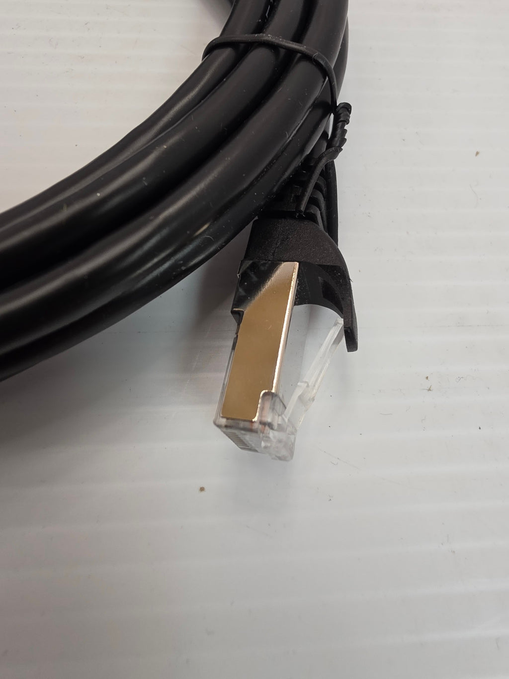 Câble CAT8 blindé (S-FTP) colonne montante CMR, 26 AWG, 10 pi, noir