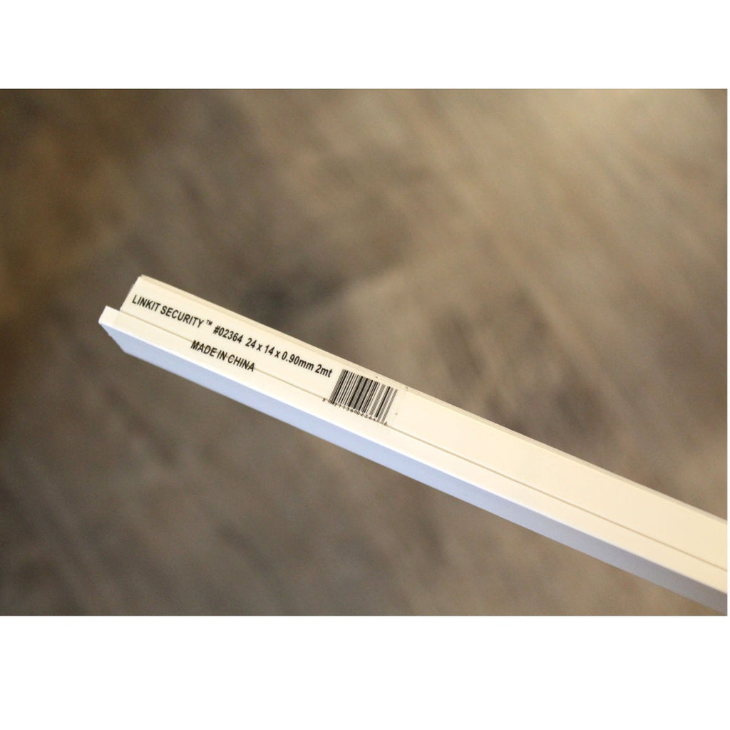 Goulotte cache-fil blanche adhésive, 24 x 14 mm, 2 m