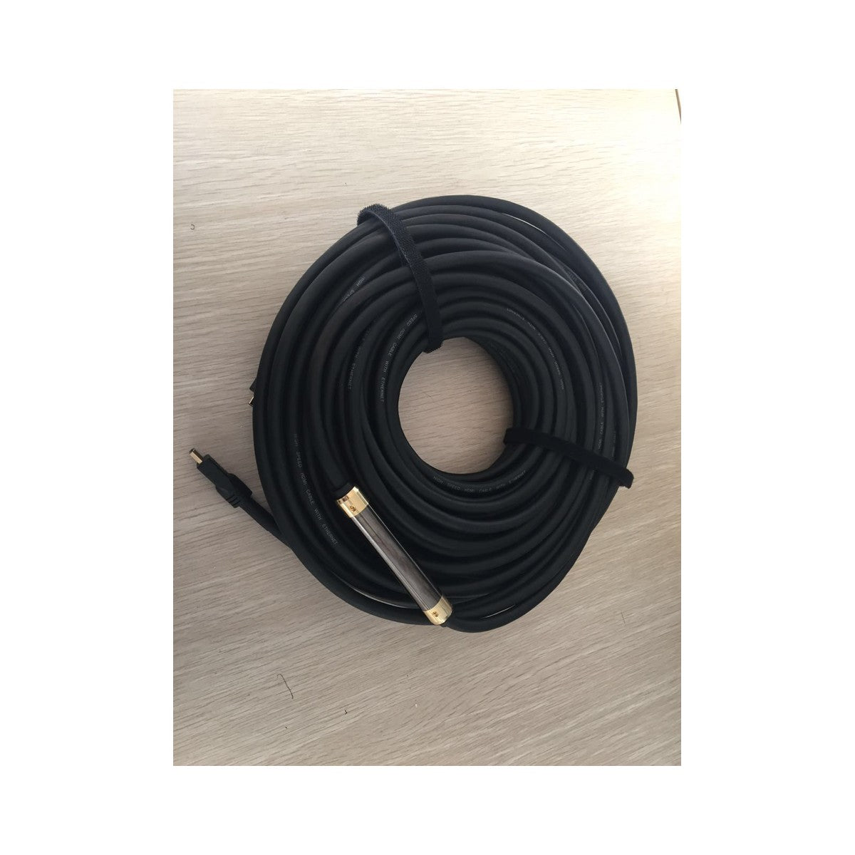 Câble HDMI haute vitesse 4K 30 Hz avec amplificateur intégré, 24 AWG, 150 pi