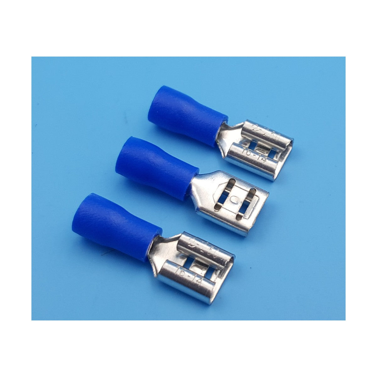 Cosses à déconnexion rapide femelles 0,250 po, 16-14 AWG, vinyle, sac de 25